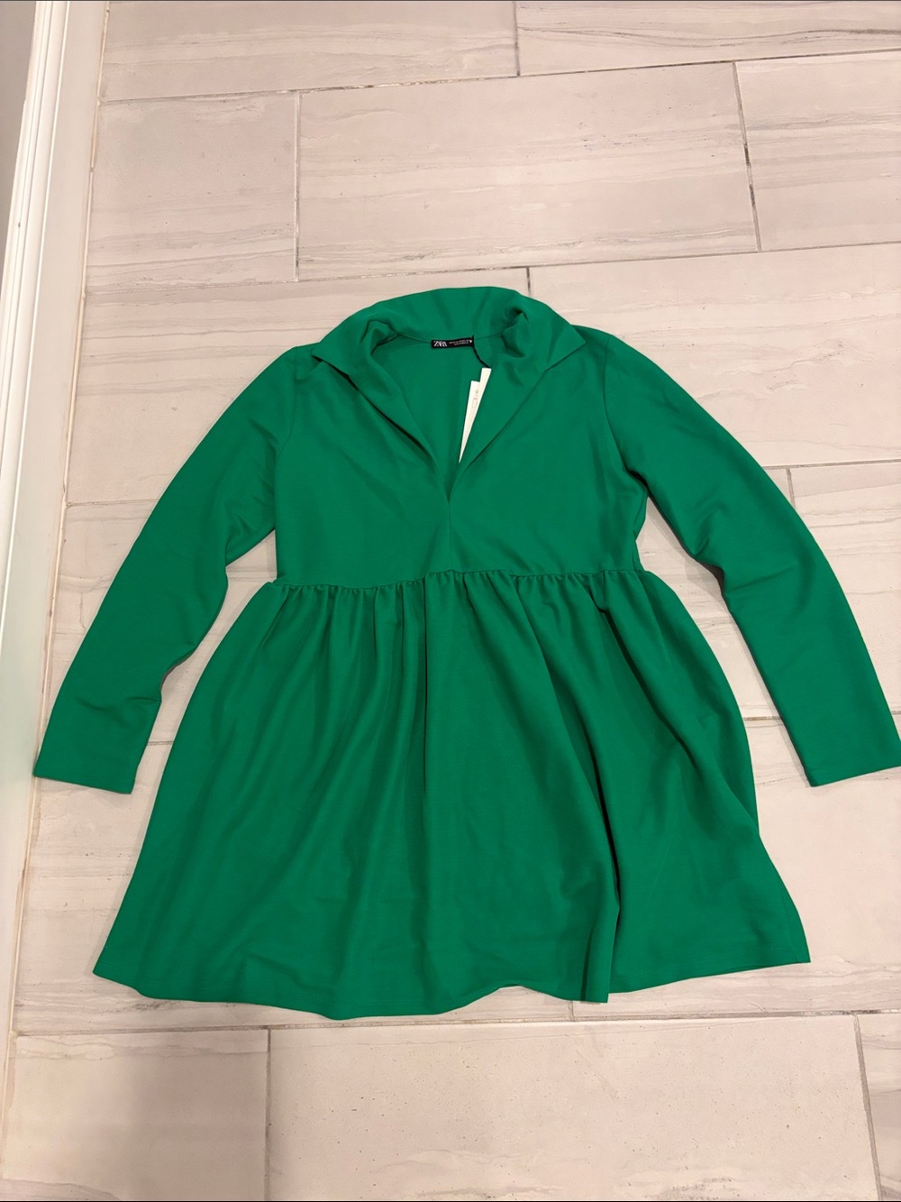 Zara Green Long Sleeve V-Neck Collared Dress